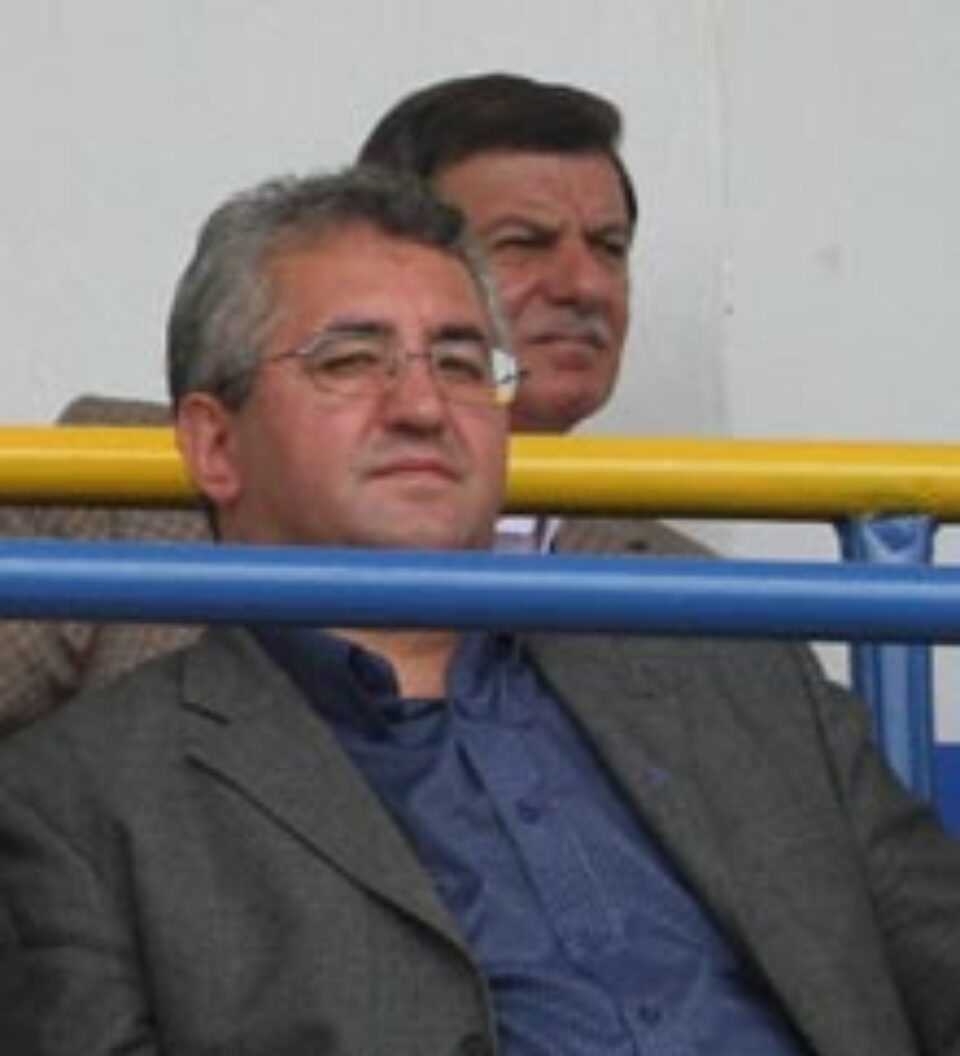 Primarul i-a dat mână liberă antrenorului Radu Primarul i-a dat mână liberă antrenorului Radu