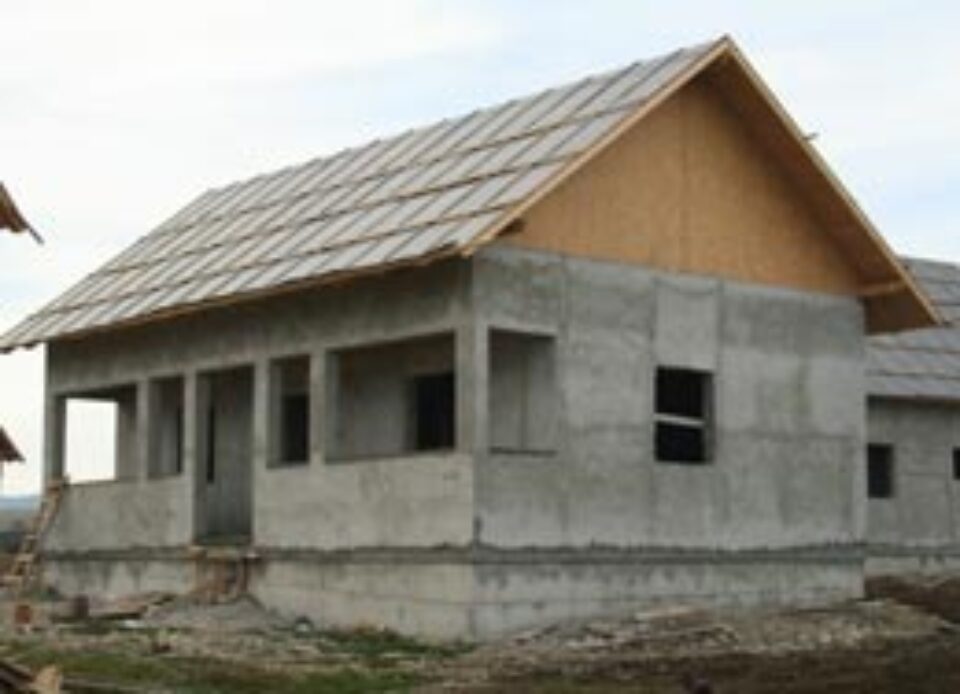 Sinistrați puși la congelat