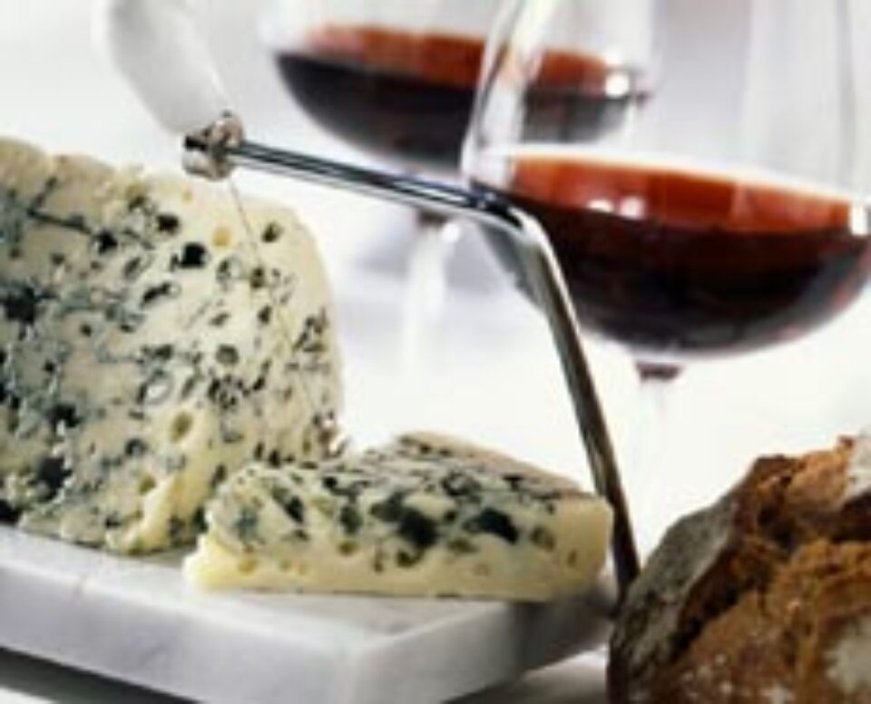 Vinul roșu poate mări speranța de viață a persoanelor supraponderale Vinul roșu poate mări speranța de viață a persoanelor supraponderale