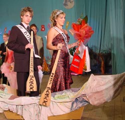 Balul Bobocilor de la „Mihai Eminescu”- povestea unui naufragiu