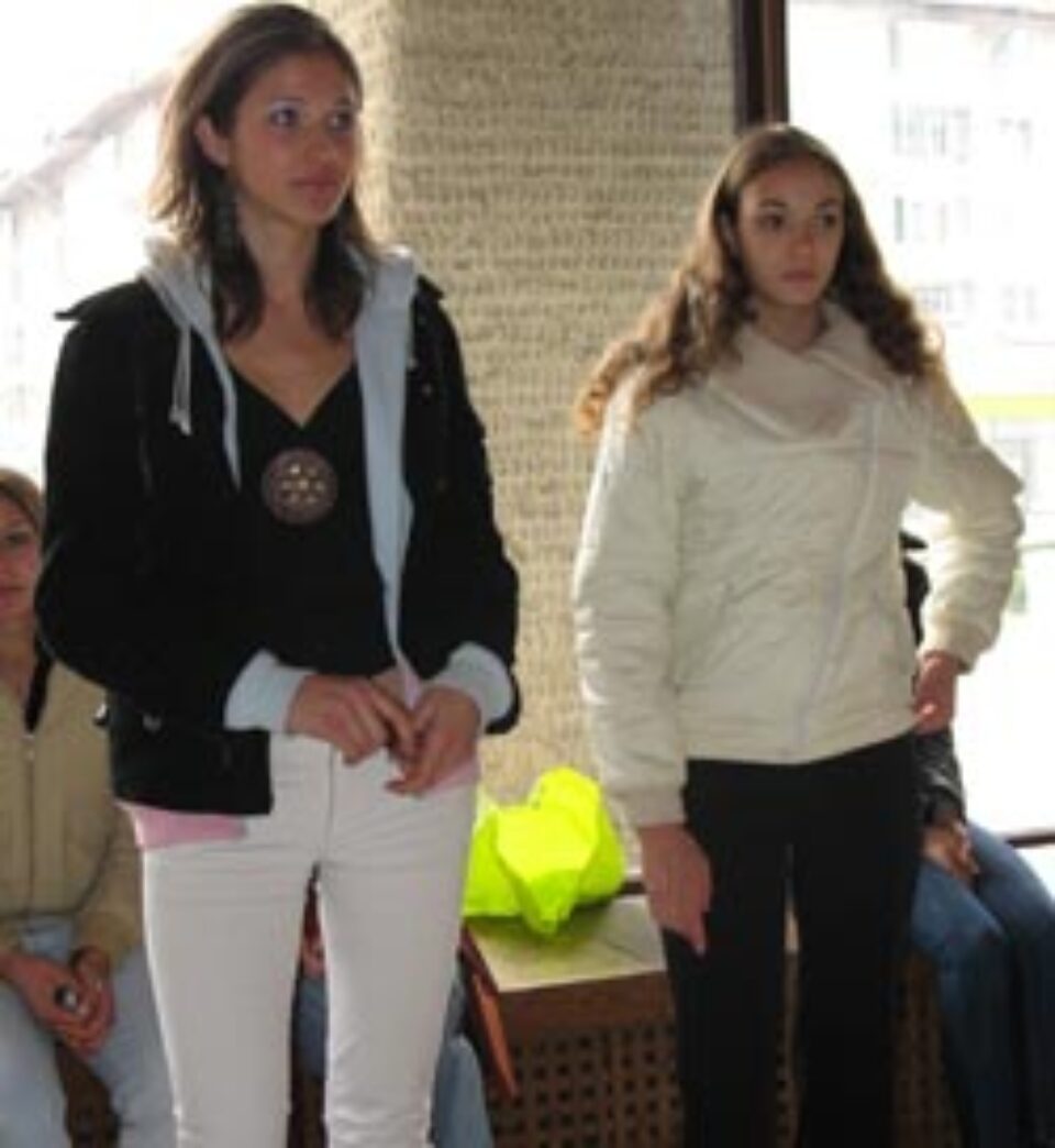 Două sucevence vor participa la semifinala „Next Generation Model” Două sucevence vor participa la semifinala „Next Generation Model”