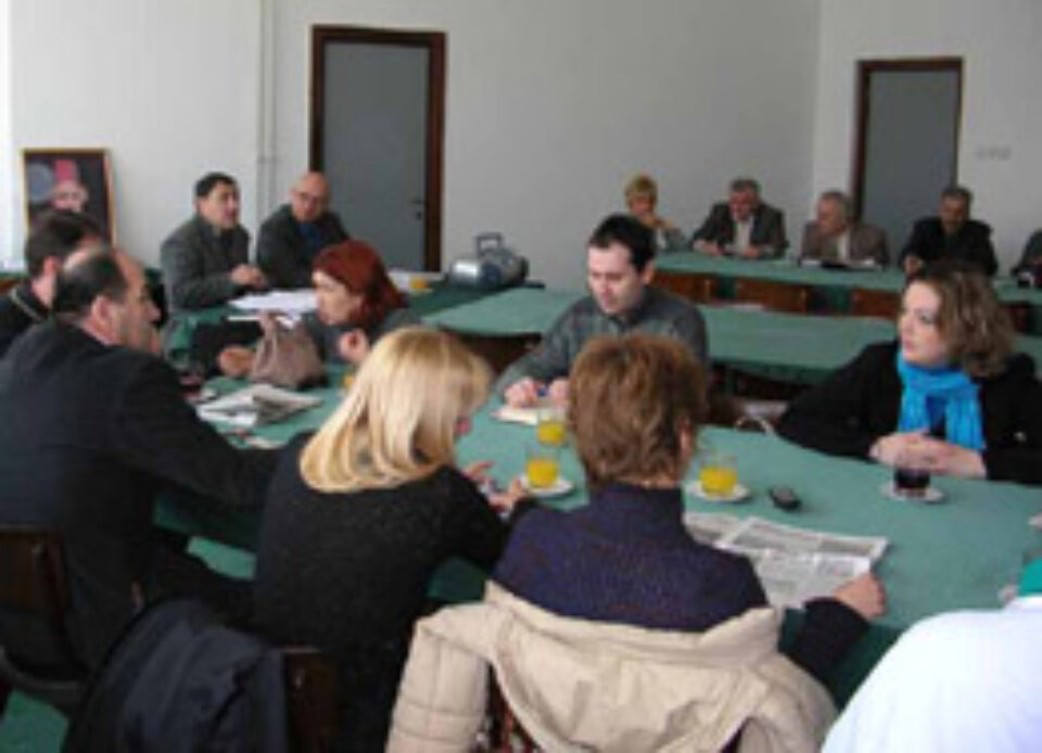 Sindicaliștii din educație, nemulțumiți de respingerea suplimentării fondului de salarii