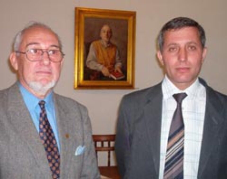 Două sensibilităţi deosebite: Valentin Ciucă şi Mihai Coţovanu Două sensibilităţi deosebite: Valentin Ciucă şi Mihai Coţovanu