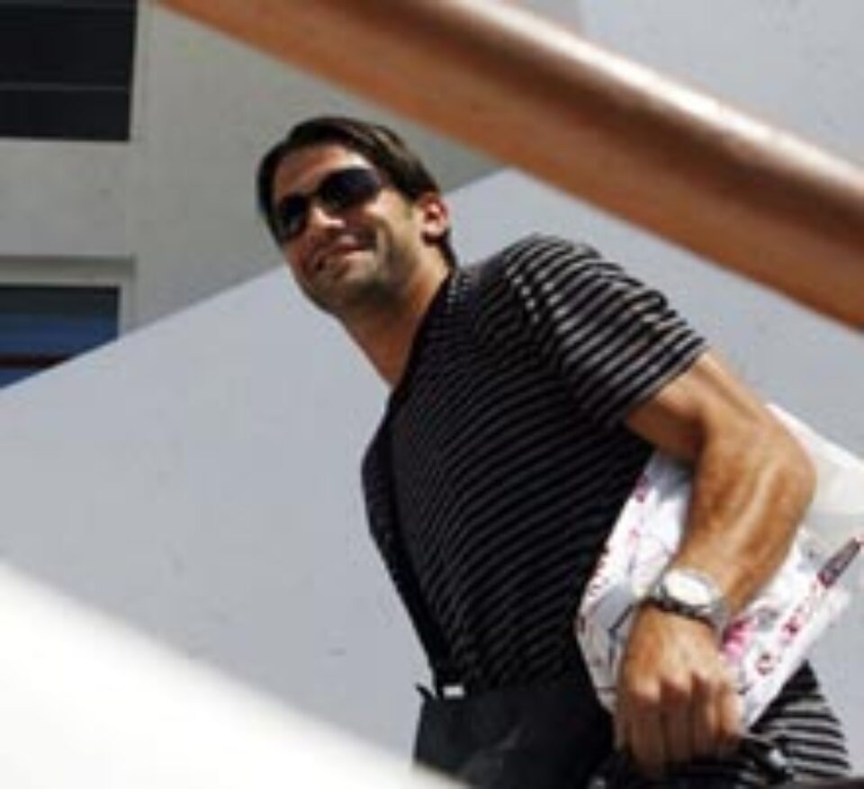 Chivu, prezentat într-o aură de erou în presa europeană