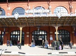 Gara Burdujeni, redeschisă fără ministrul Berceanu Gara Burdujeni, redeschisă fără ministrul Berceanu