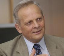 Stolojan: Dorim dialog, dar nu doar eu cu Tăriceanu