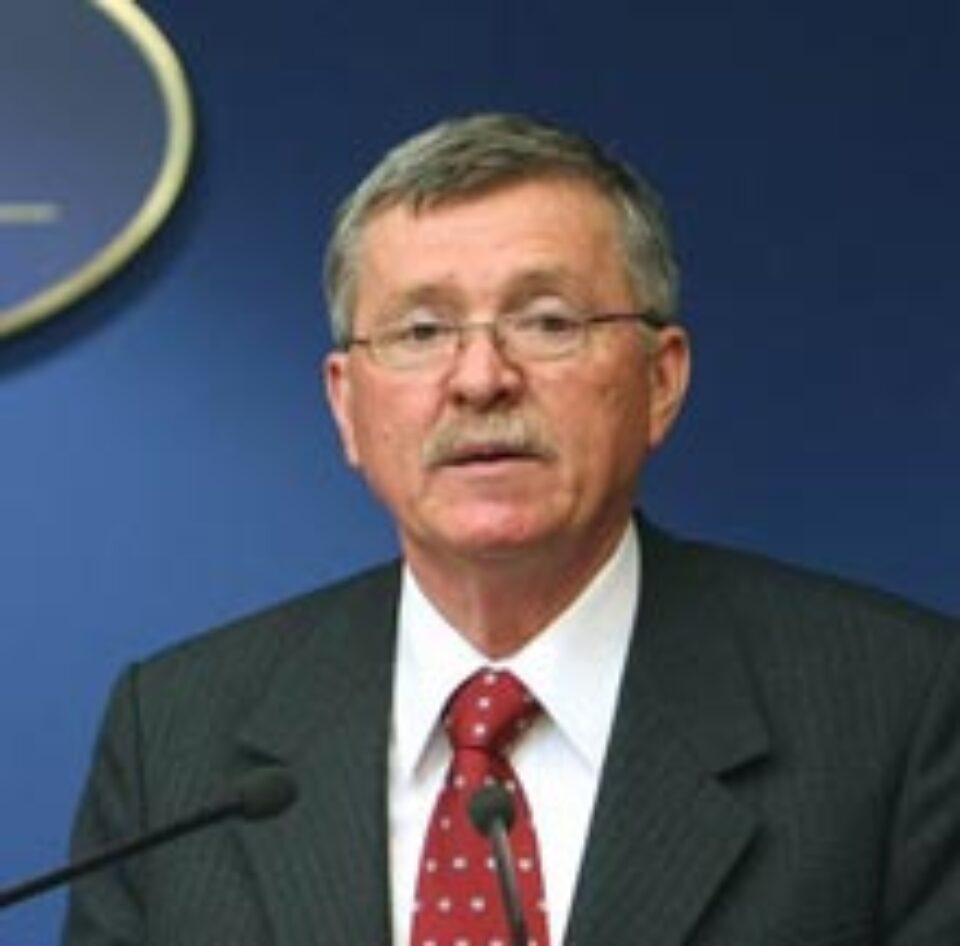 Hărdău: Solicitarea sindicatelor de a demisiona, nejustificată Hărdău: Solicitarea sindicatelor de a demisiona, nejustificată