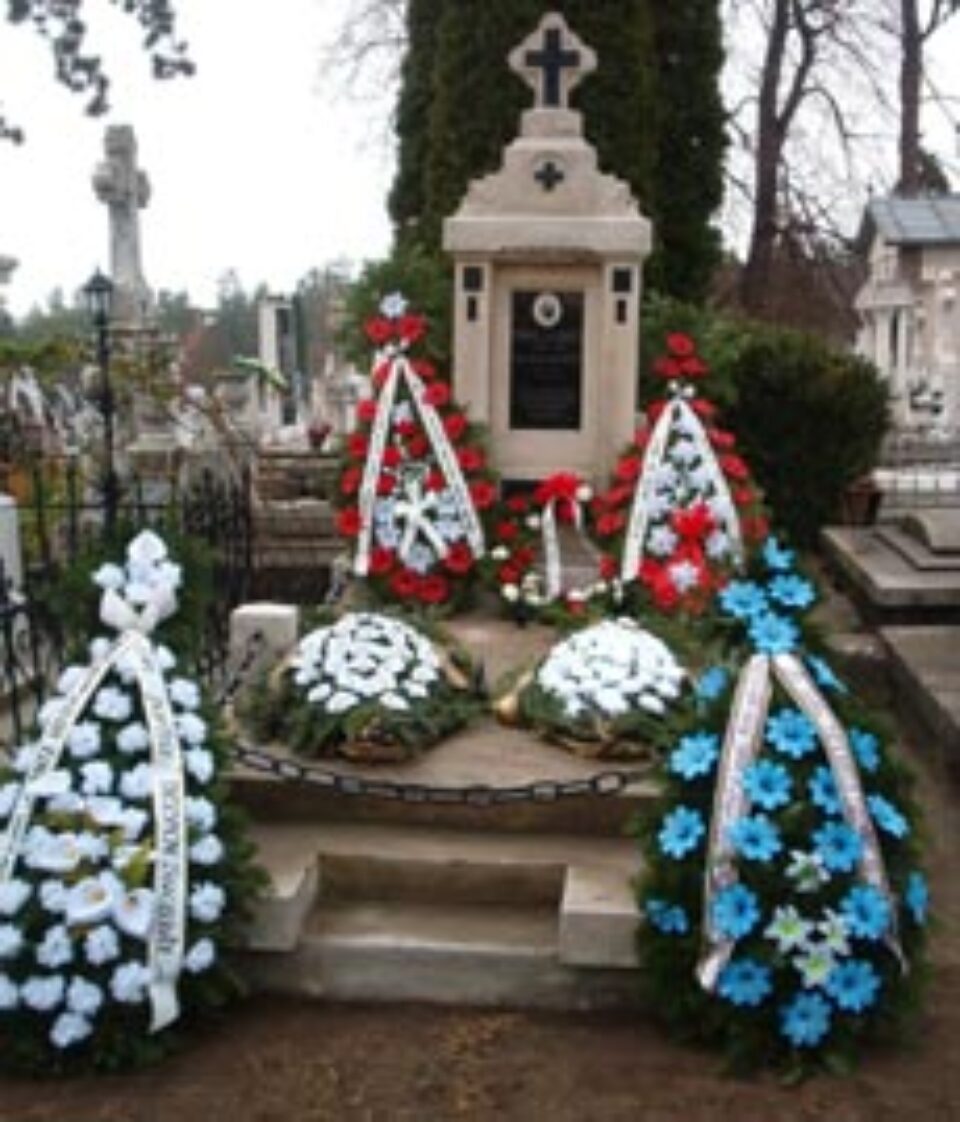 În amintirea primarului care „ a înfăptuit Suceava modernă” În amintirea primarului care „ a înfăptuit Suceava modernă”