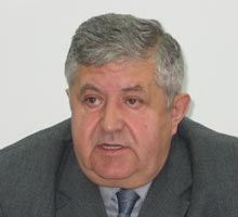 Mîrza îi transmite lui Flutur sănătate și putere pentru a depăși greutățile