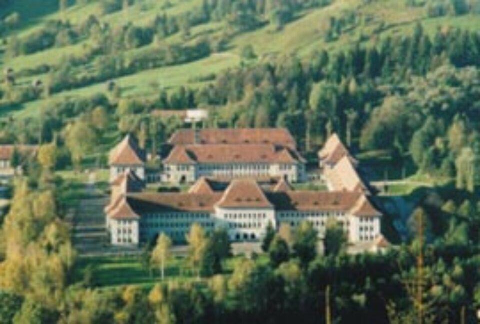 Jumătate de secol de învățământ militar câmpulungean Jumătate de secol de învățământ militar câmpulungean