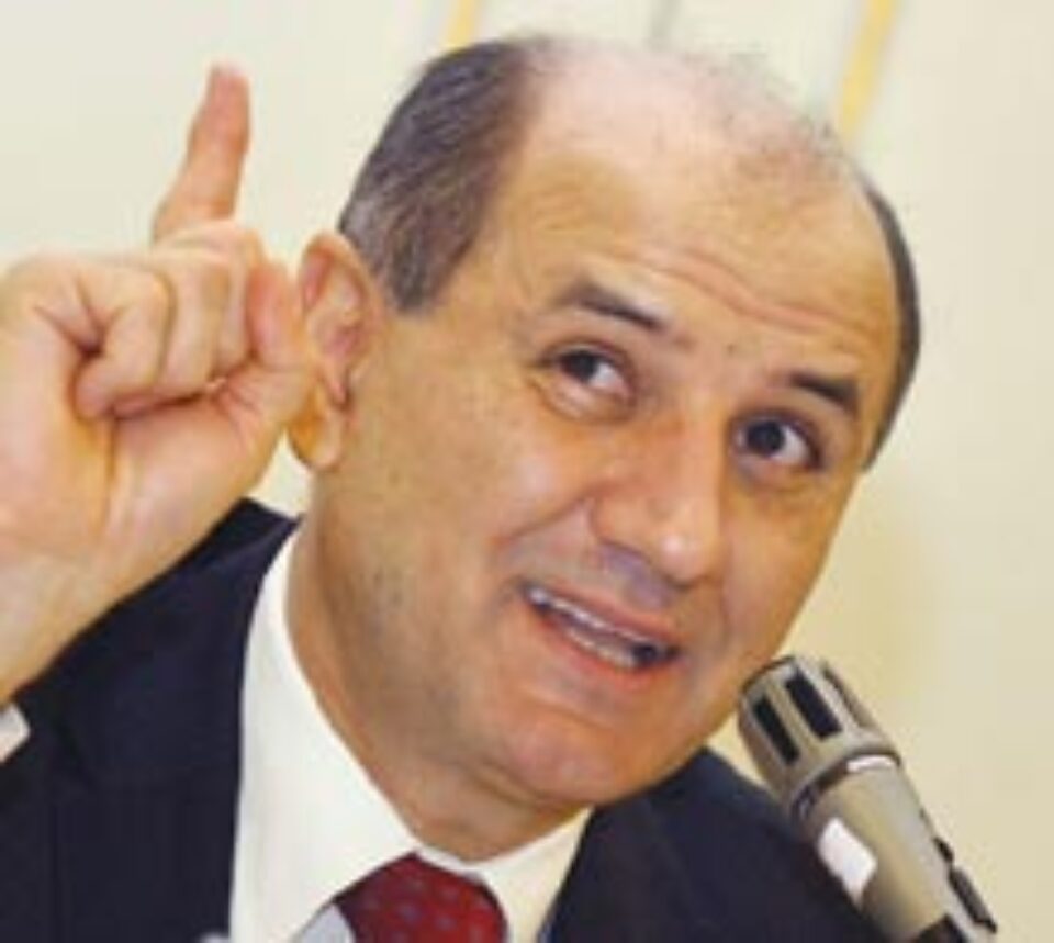 Copos se roagă la Dumnezeu pentru calificarea în primăvara europeană