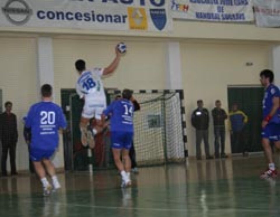 Universitarii speră într-un rezultat bun la Târgu Jiu Universitarii speră într-un rezultat bun la Târgu Jiu