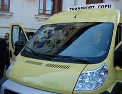 IȘJ a mai solicitat de la MEdC două microbuze școlare