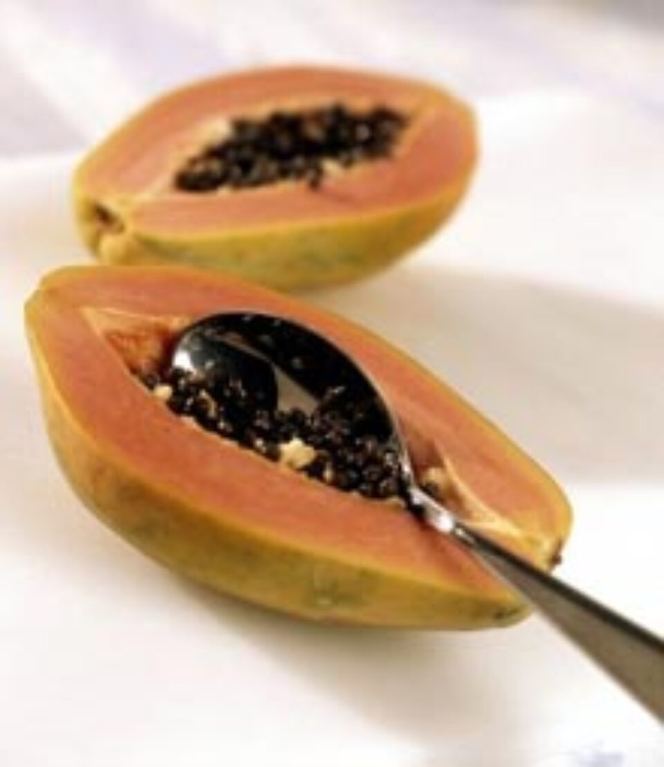 Papaia ne face digestia mai ușoară Papaia ne face digestia mai ușoară