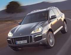 Faceți loc, a sosit stăpânul șoselelor!