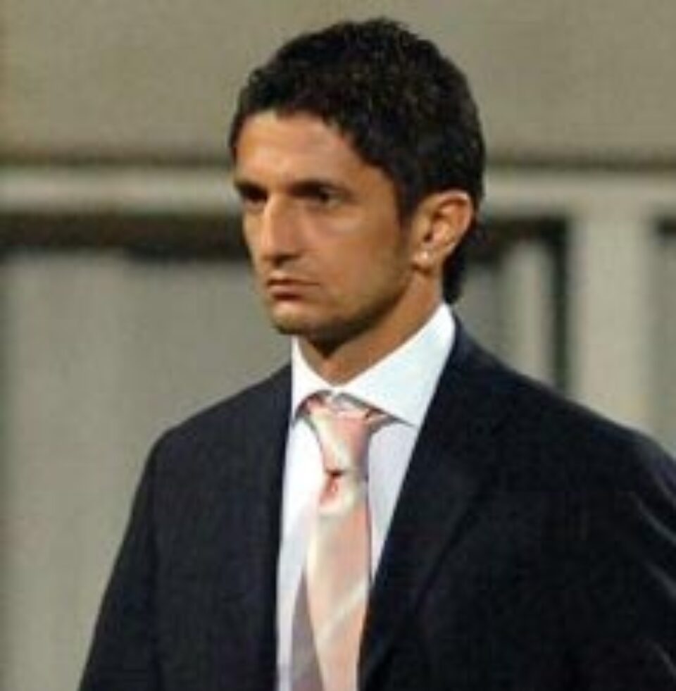 Vin vremuri grele pentru Razvan Lucescu