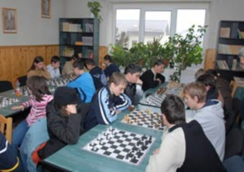 Premianții concursului de șah pentru copii și tineri