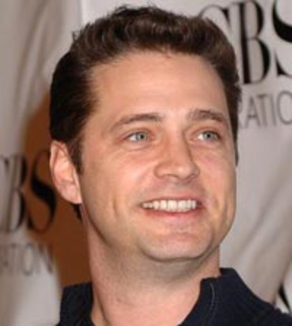 Jason Priestley (Brandon) Jason Priestley (Brandon)