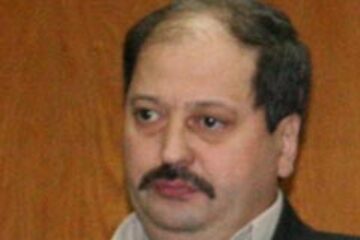 Carcalete se dă liberal, Flutur îl revendică în PLD