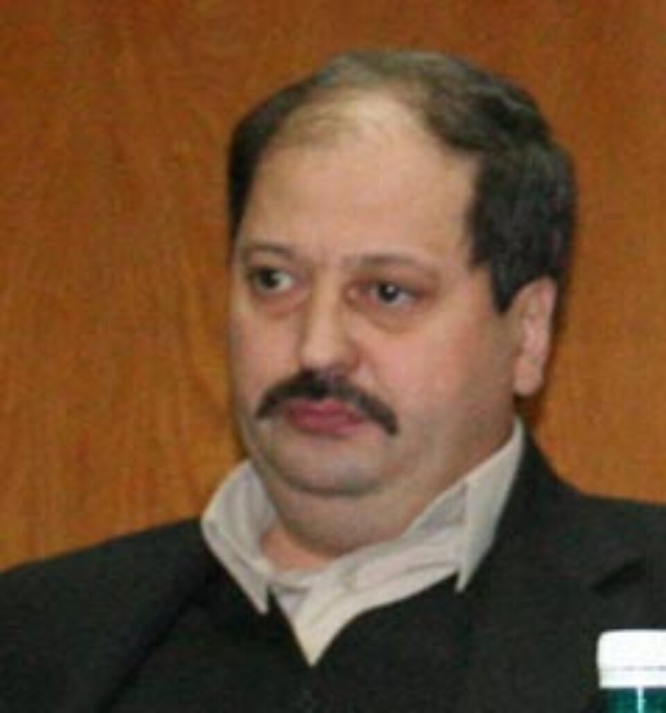 Carcalete se dă liberal, Flutur îl revendică în PLD