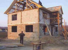 „Să ne treceți pragul, așa cum ați trece pragul Domniilor Voastre!”