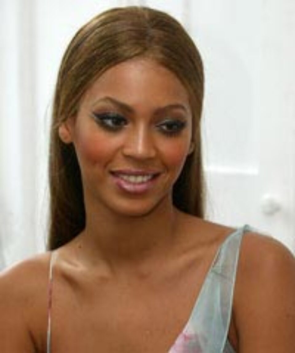 Beyoncé Knowles deranjată de bârfe Beyoncé Knowles deranjată de bârfe