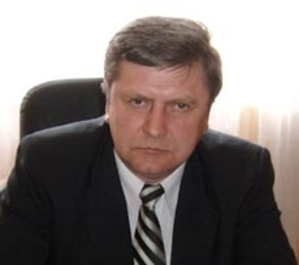 Şeful Oficiului Judeţean pentru Protecţia Consumatorului, Vasile Latiş, avertizează sucevenii să nu dea curs ofertelor firmei Direct Sales Şeful Oficiului Judeţean pentru Protecţia Consumatorului, Vasile Latiş, avertizează sucevenii să nu dea curs ofertelor firmei Direct Sales