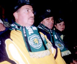 Mircea Crainiciuc alături de Marin Barbu la partida Sporting Lisabona-Spartak Moscova, din Liga Campionilor