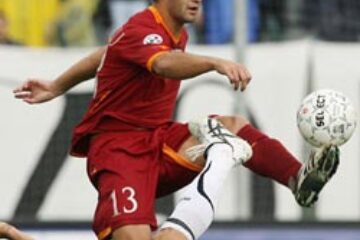 Chivu vrea să continue cu AS Roma