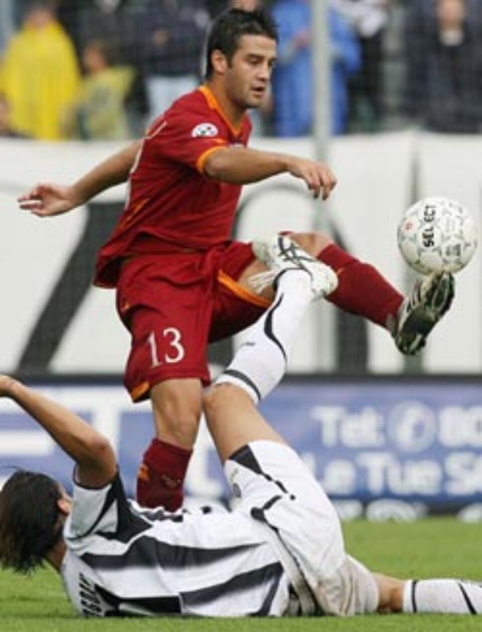 Chivu vrea să continue cu AS Roma