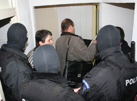 Integrați cu mascații