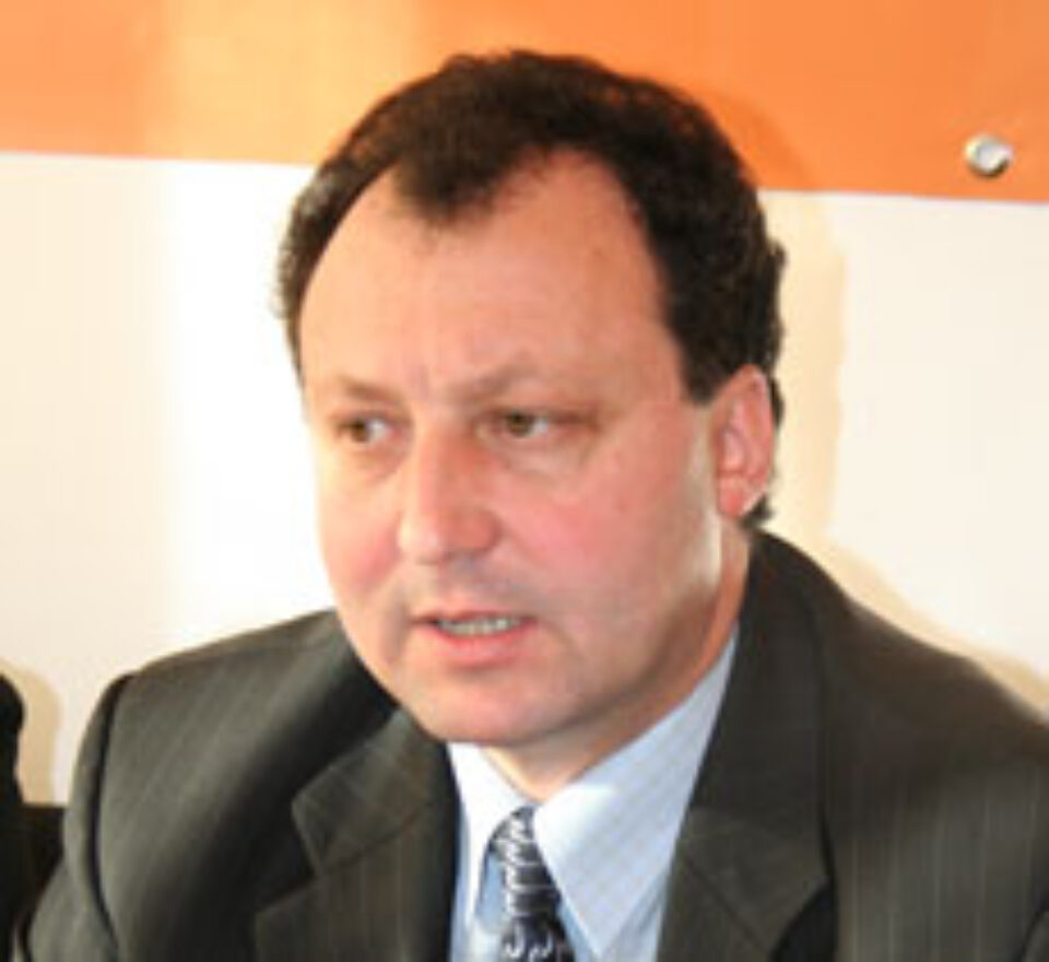 PLD acuză colaborarea PNL-PSD de la nivelul județului Suceava PLD acuză colaborarea PNL-PSD de la nivelul județului Suceava