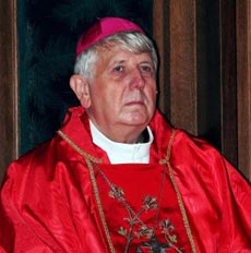 Biserica poloneză, în criză profundă din cauza colaborării unui înalt prelat cu serviciile comuniste