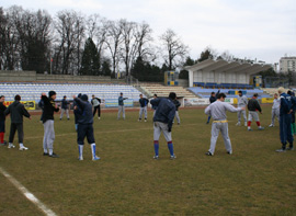 Destule absențe la reunire