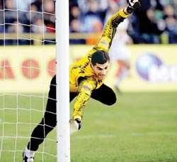 Portarul Dănuț Coman, lăudat de coechipieri