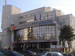 Sucevenii nu se înghesuie să plătească taxa de salubrizare