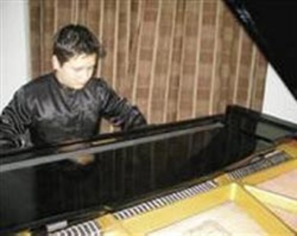 Un pianist sucevean în concert cu soprana Mariana Nicolesco