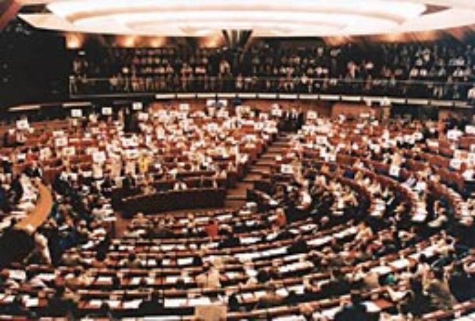 Europarlamentarii români au fost primiți oficial la PE