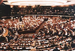 Europarlamentarii români au fost primiți oficial la PE