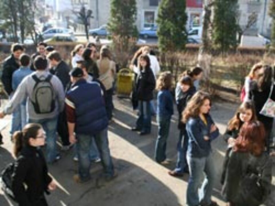 Inspectoratele școlare vor primi și rezolvarea la subiectele pentru disciplinele reale Inspectoratele școlare vor primi și rezolvarea la subiectele pentru disciplinele reale