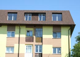 Locuințele din mansarde vor fi repartizate de abia vineri