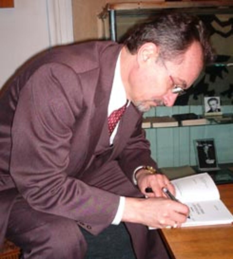 Carte în dar în „Orașul muzelor”