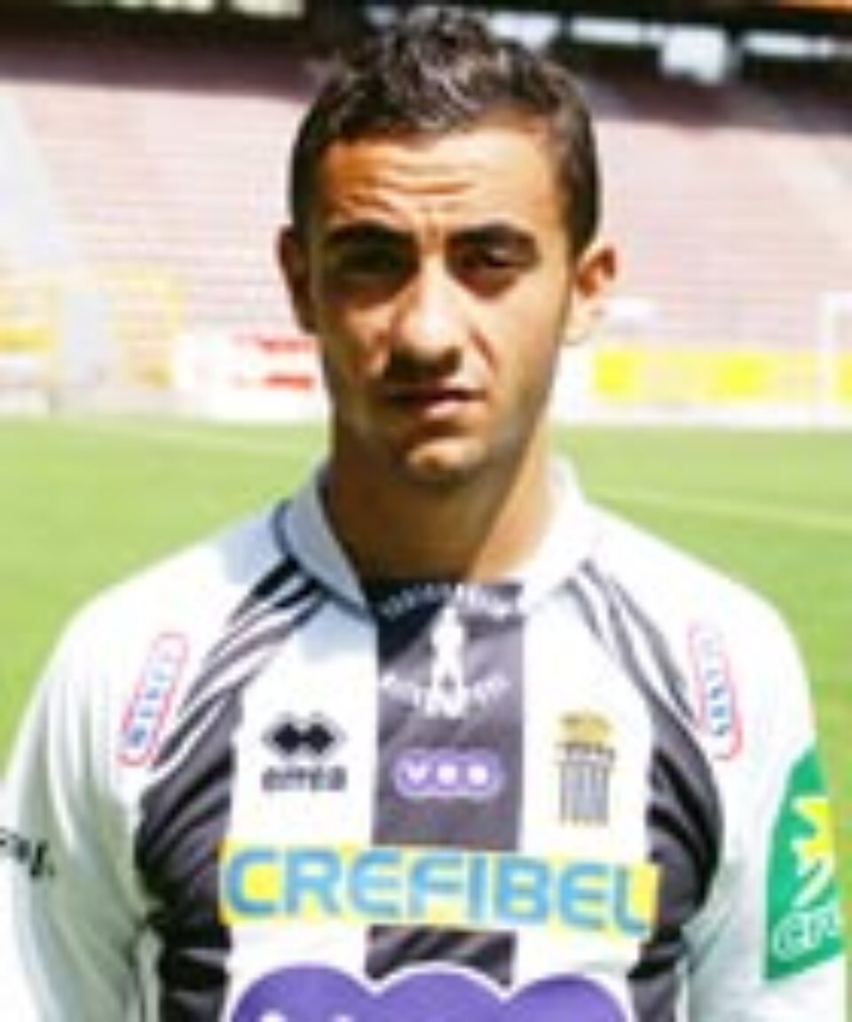 Camus refuză să vină în România