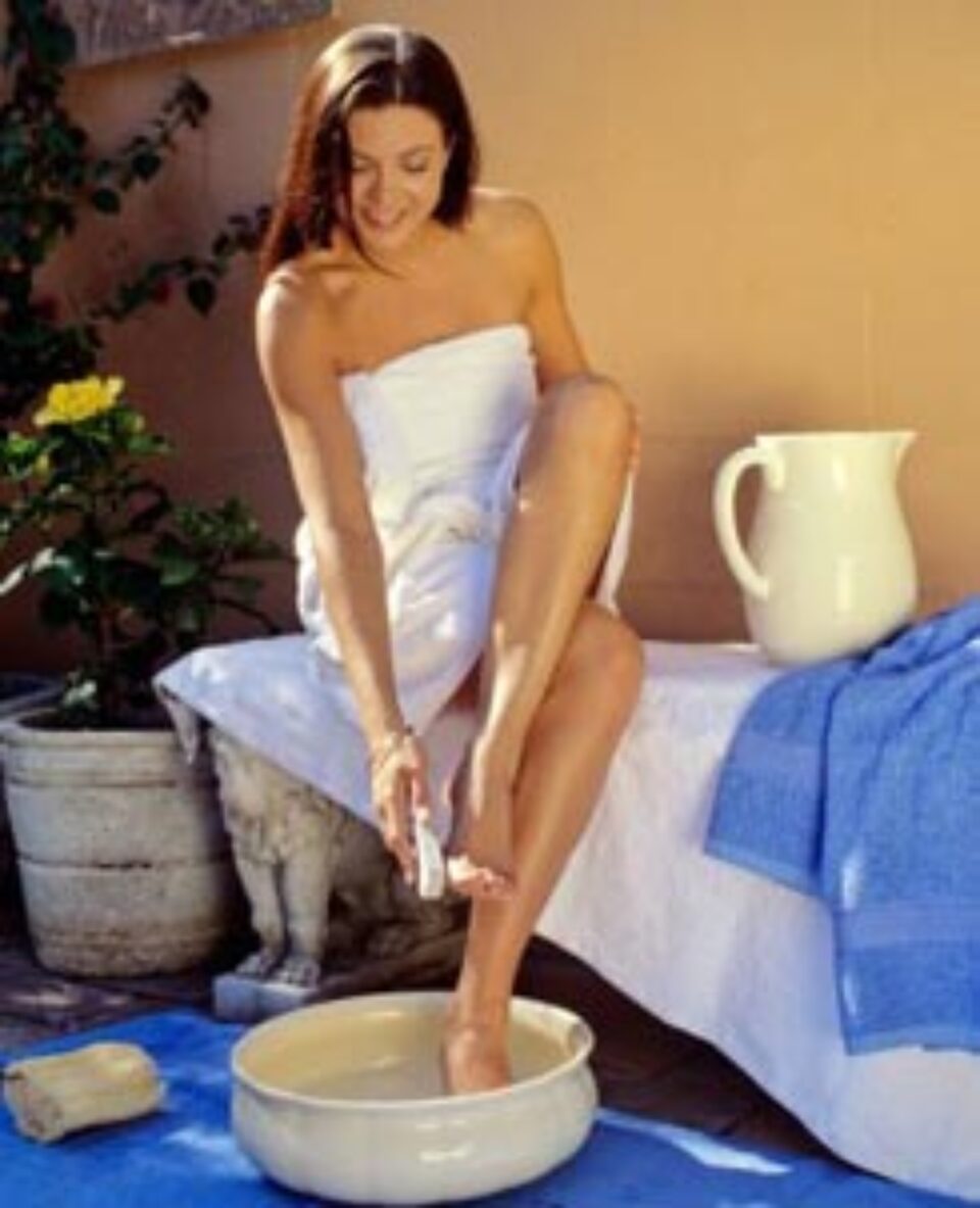 BĂTĂTURILE ȘI CALOZITĂȚILE PICIOARELOR