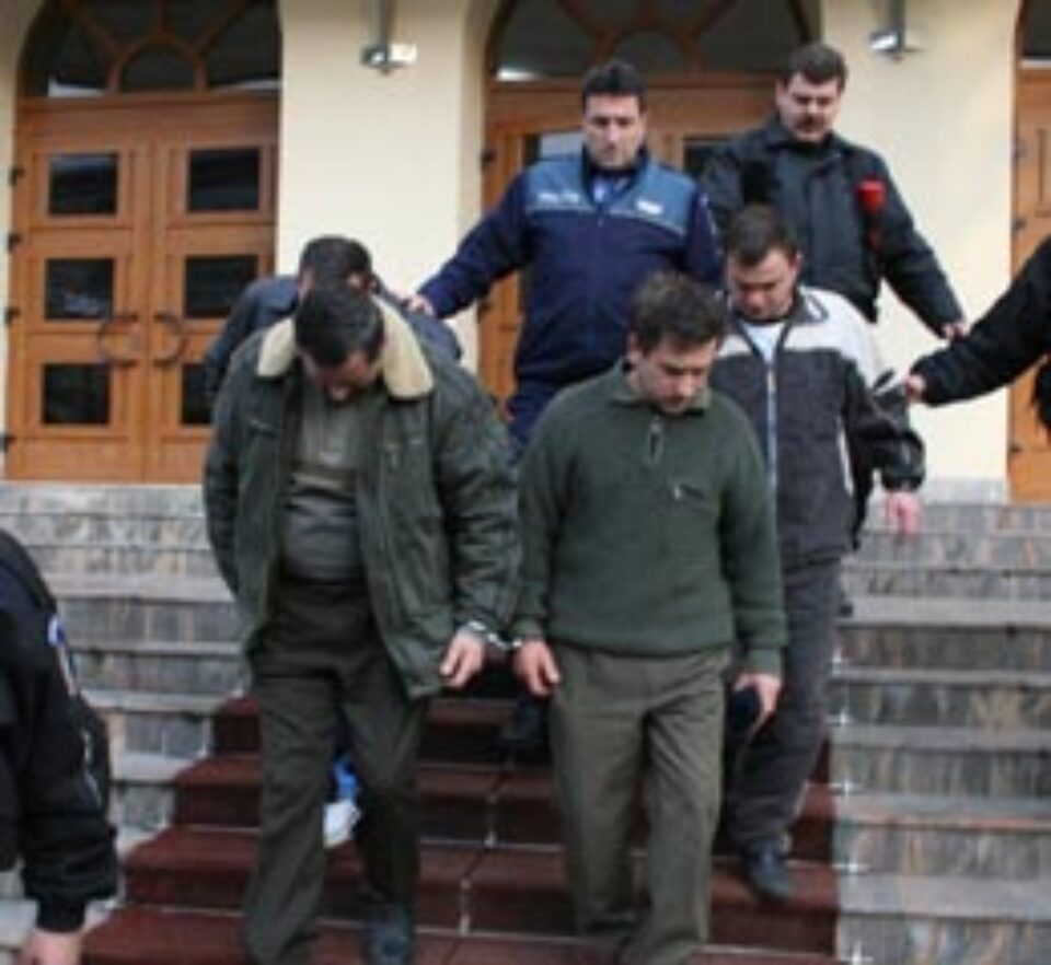 Viceprimarul si o parte din complicii sai Viceprimarul si o parte din complicii sai