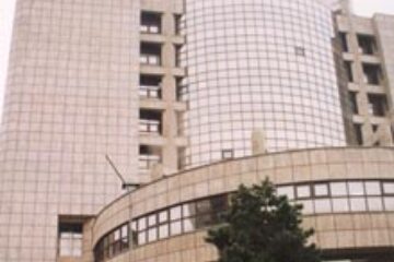 Peste 200 de sechestre aplicate de Finanțe în 2006