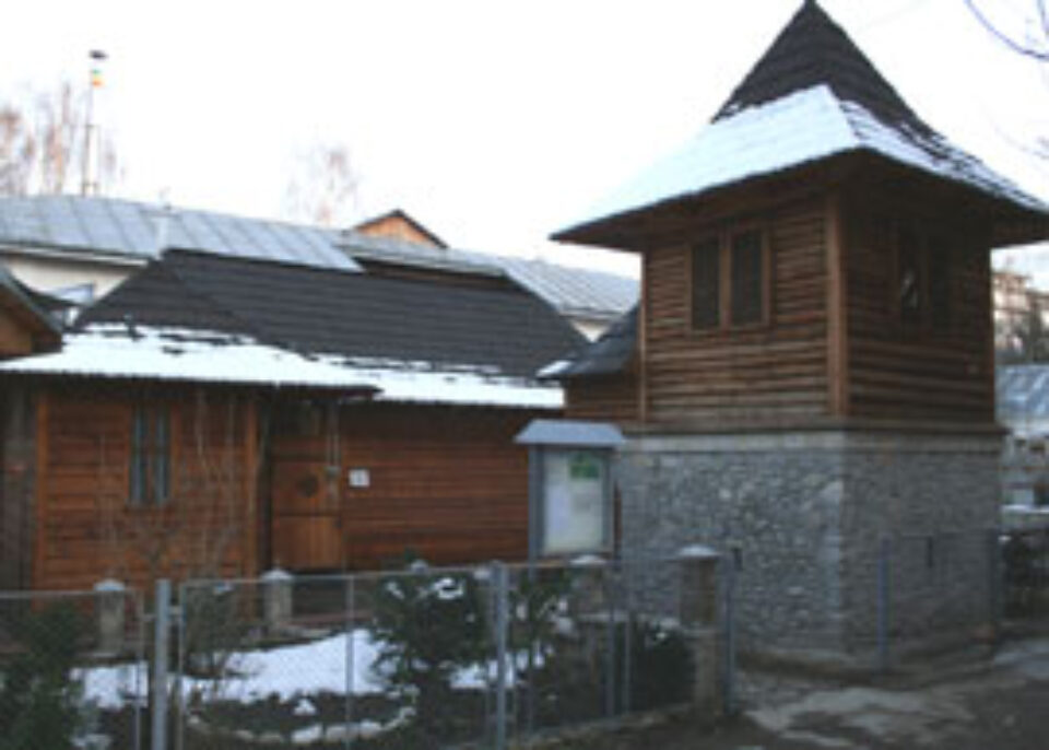 Construirea unei biserici împarte în două locatarii din cartierul George Enescu