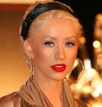 Christina Aguilera gătește masa de duminică dezbrăcată