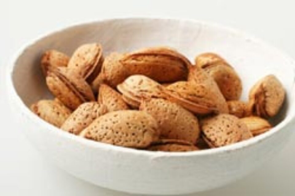 Migdala, fruct și medicament