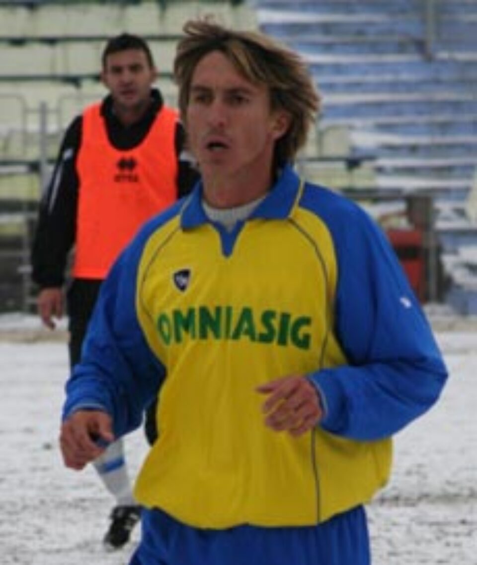 Toți ochii pe Roberto Toți ochii pe Roberto